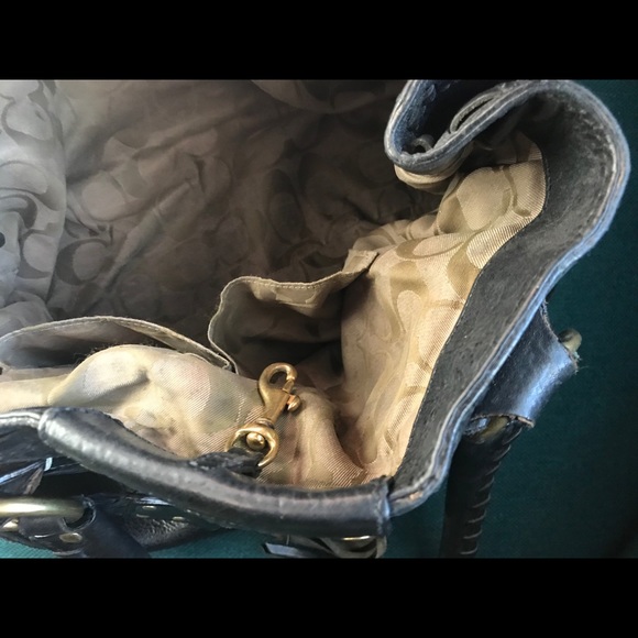 COACH HAMPTONS VINTAGE BLACK LEATHER CARRYALL BAG - Picture 8 of 10